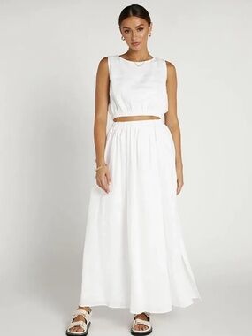Dissh Dylan Linen Crop Top in White